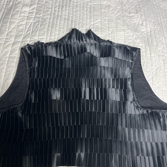 Bebe Vest - Picture 2 of 6